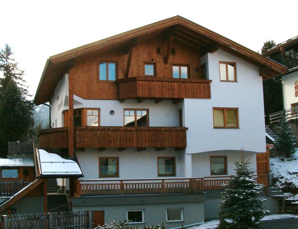 Haus Saumspitz Apartment Sankt Anton am Arlberg Ngoại thất bức ảnh